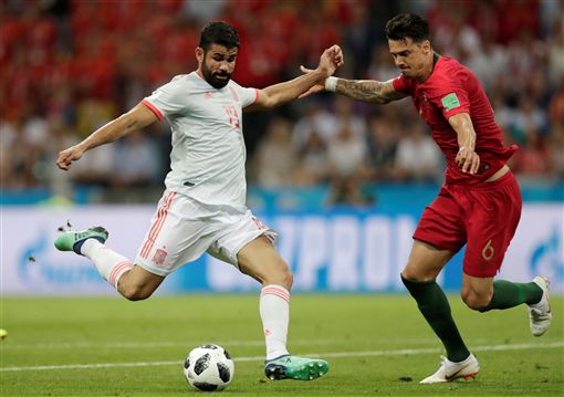 安阳市残联看望慰问全国残特奥会铁人三项获奖运动员胡旭静